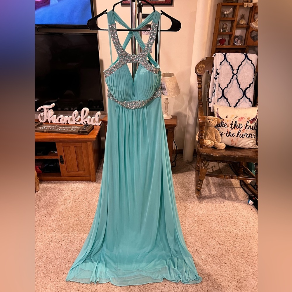 NWT Betsy and Adam formal dress